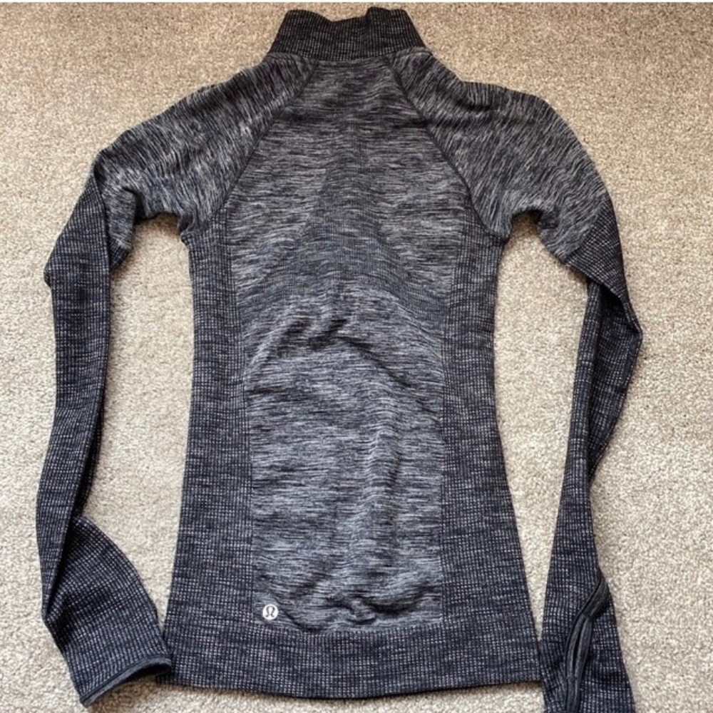 Lululemon 1/4 zip swiftly pullover